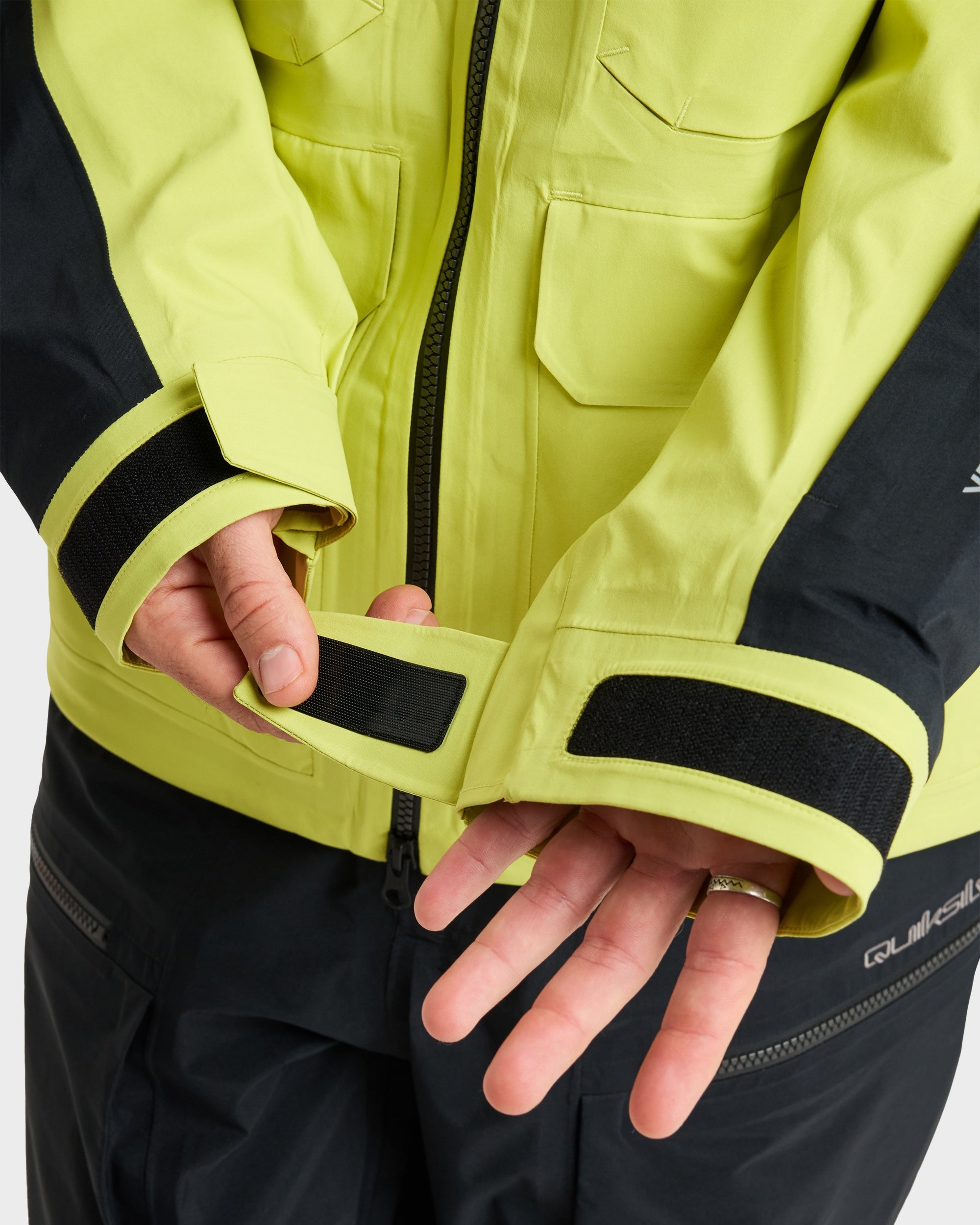 Mens Highline Pro 3L Gore-Tex Snow Jacket