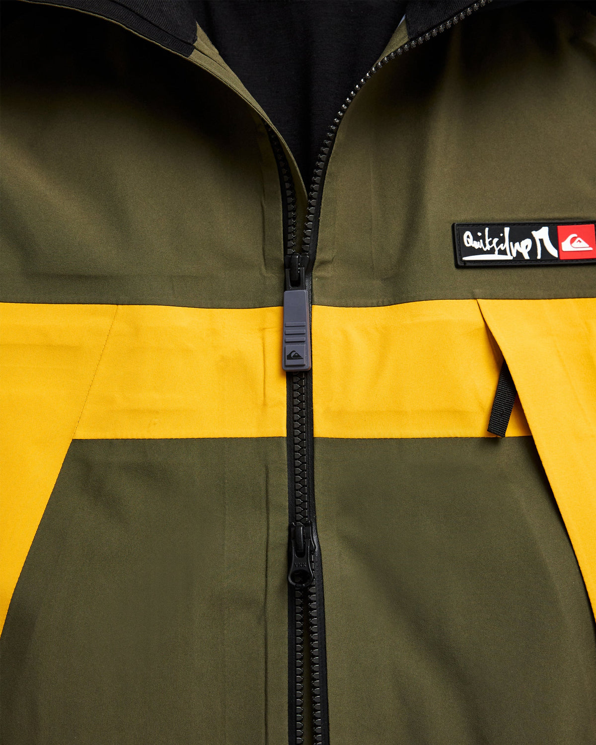 eqytj03565_quiksilver_cre0_dtl9