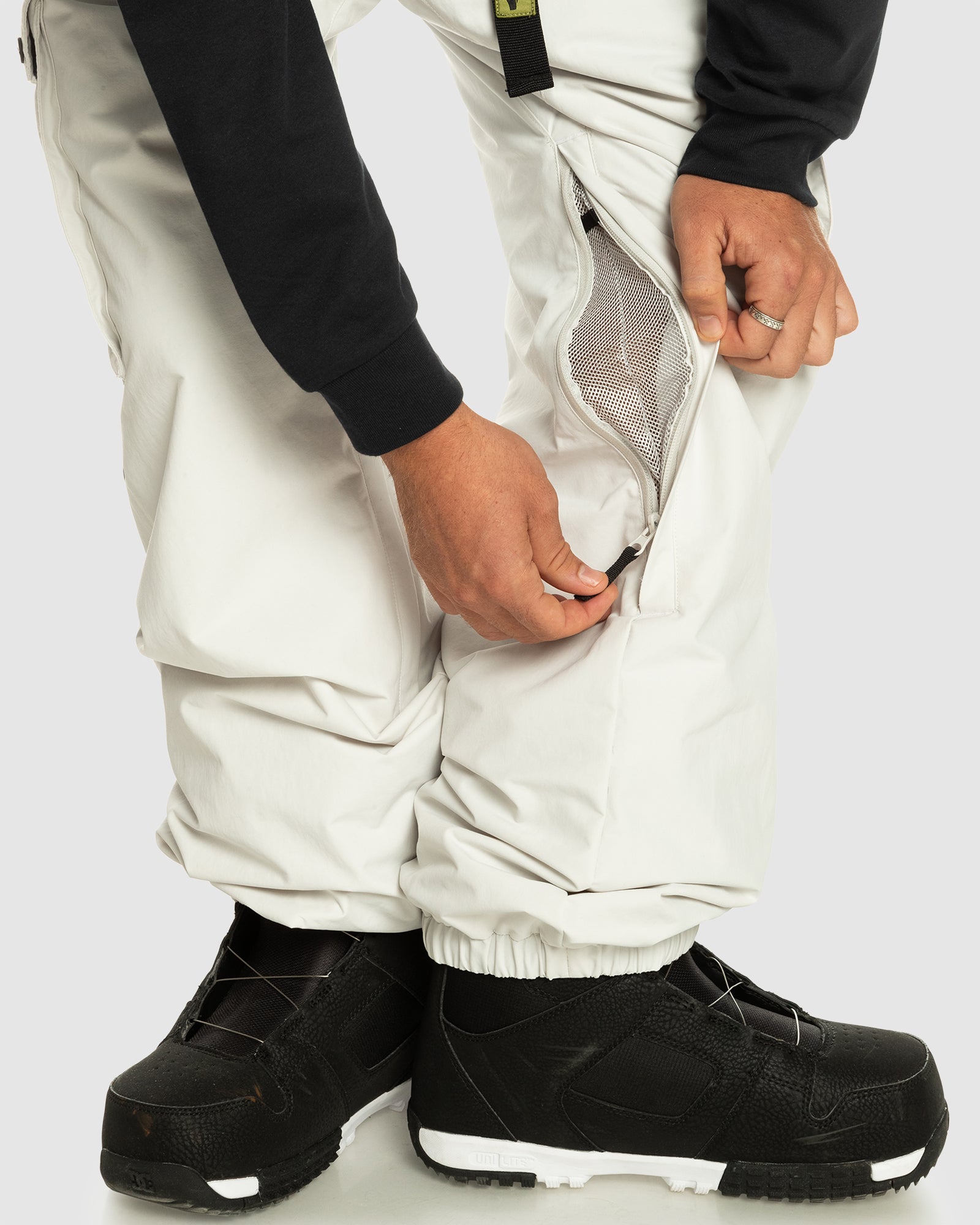 Mens Snow Down Cargo Technical Snow Pants