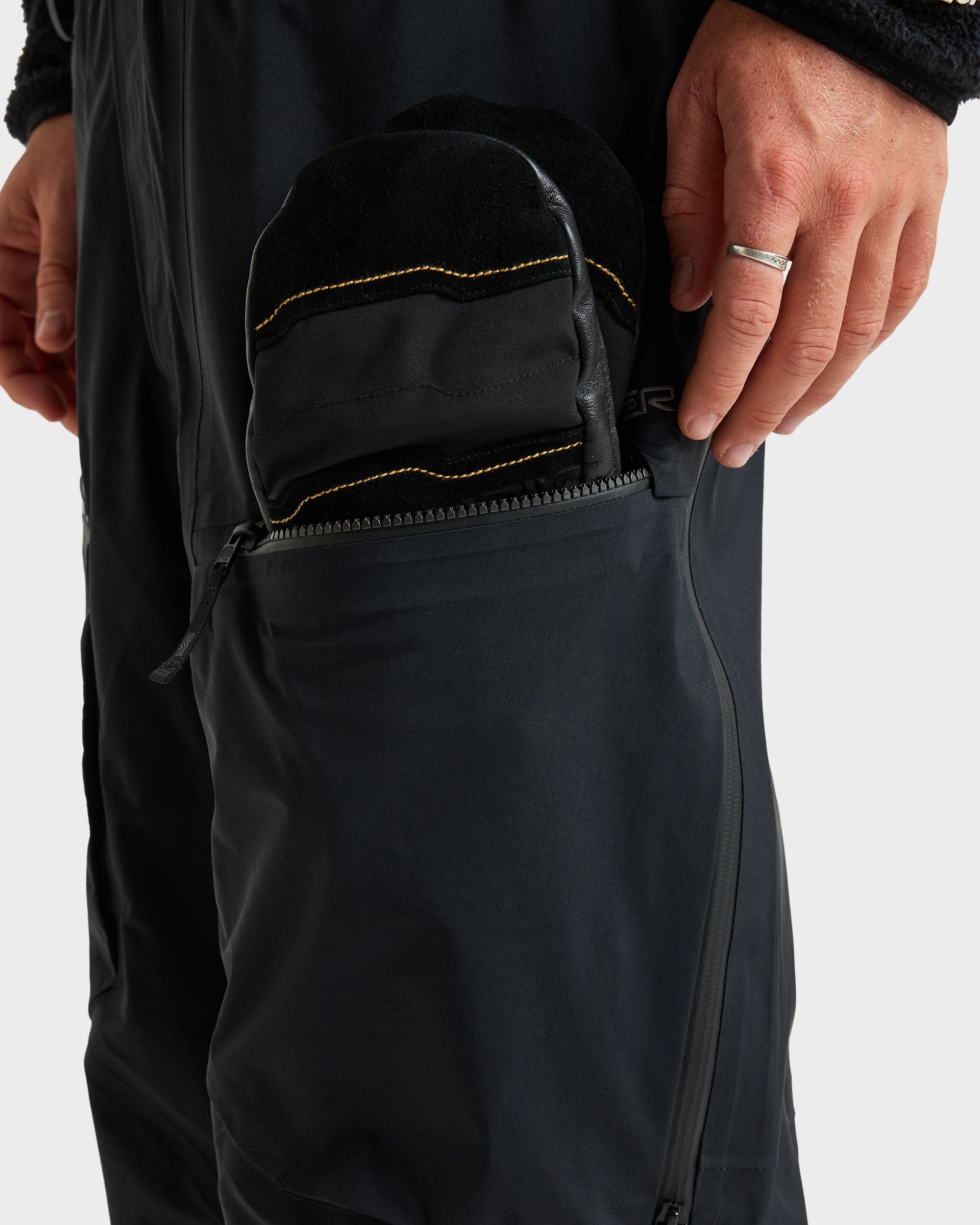 Mens Highline Pro 3L Gore-Tex Bib Snow Pants