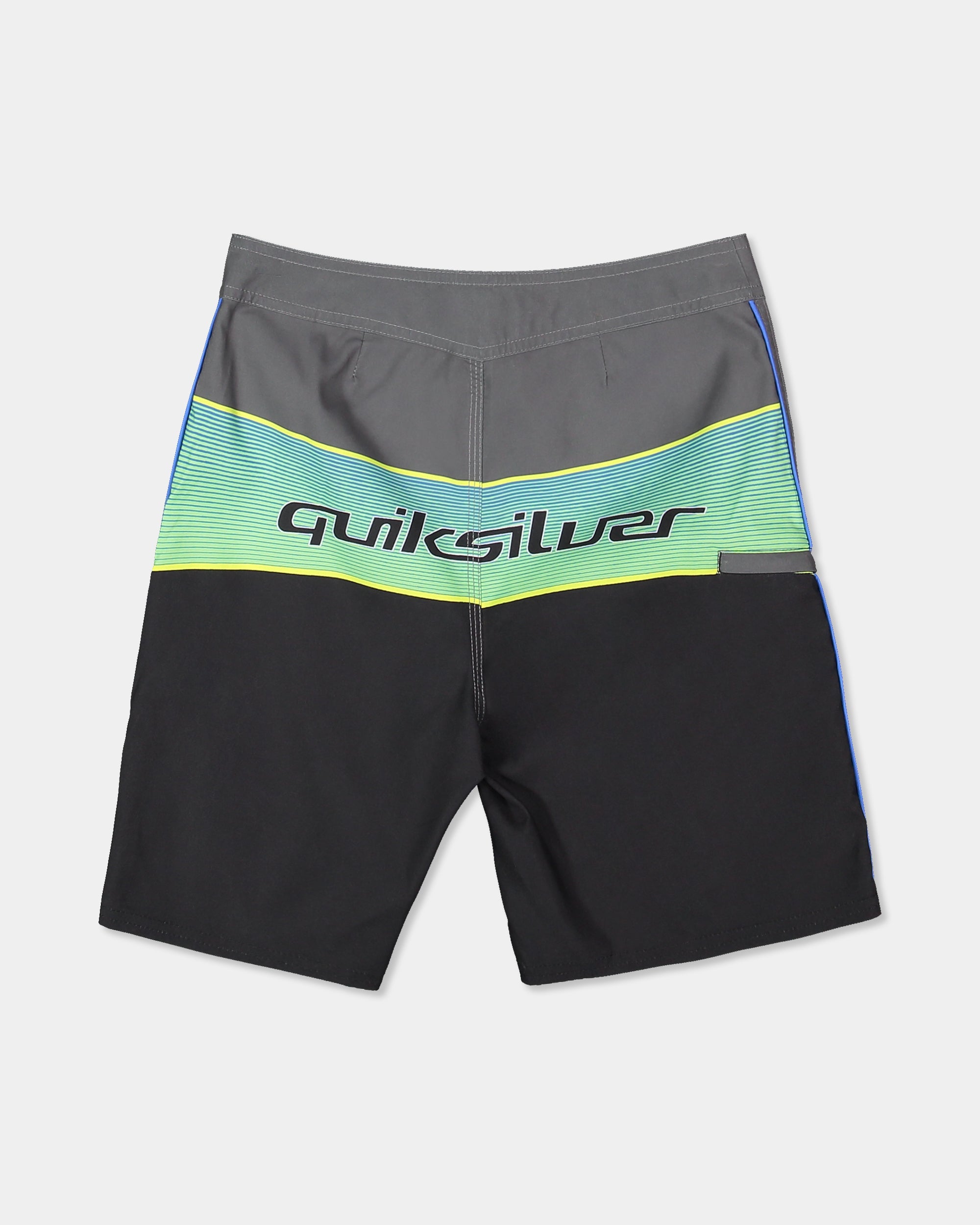 uqbbs03028_quiksilver_kvj9_bck1