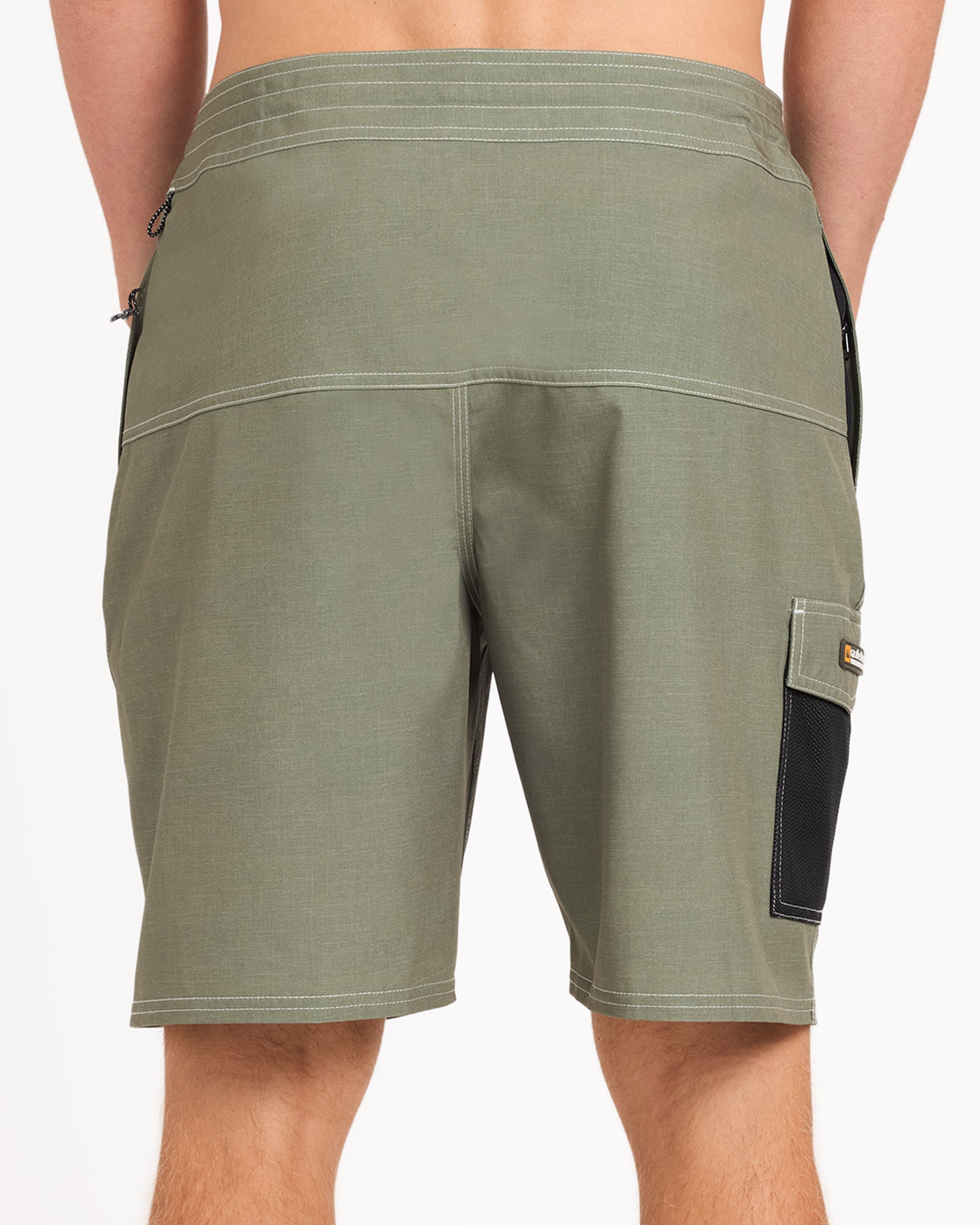 uqmbs03009_quiksilver_gpb0_bck6