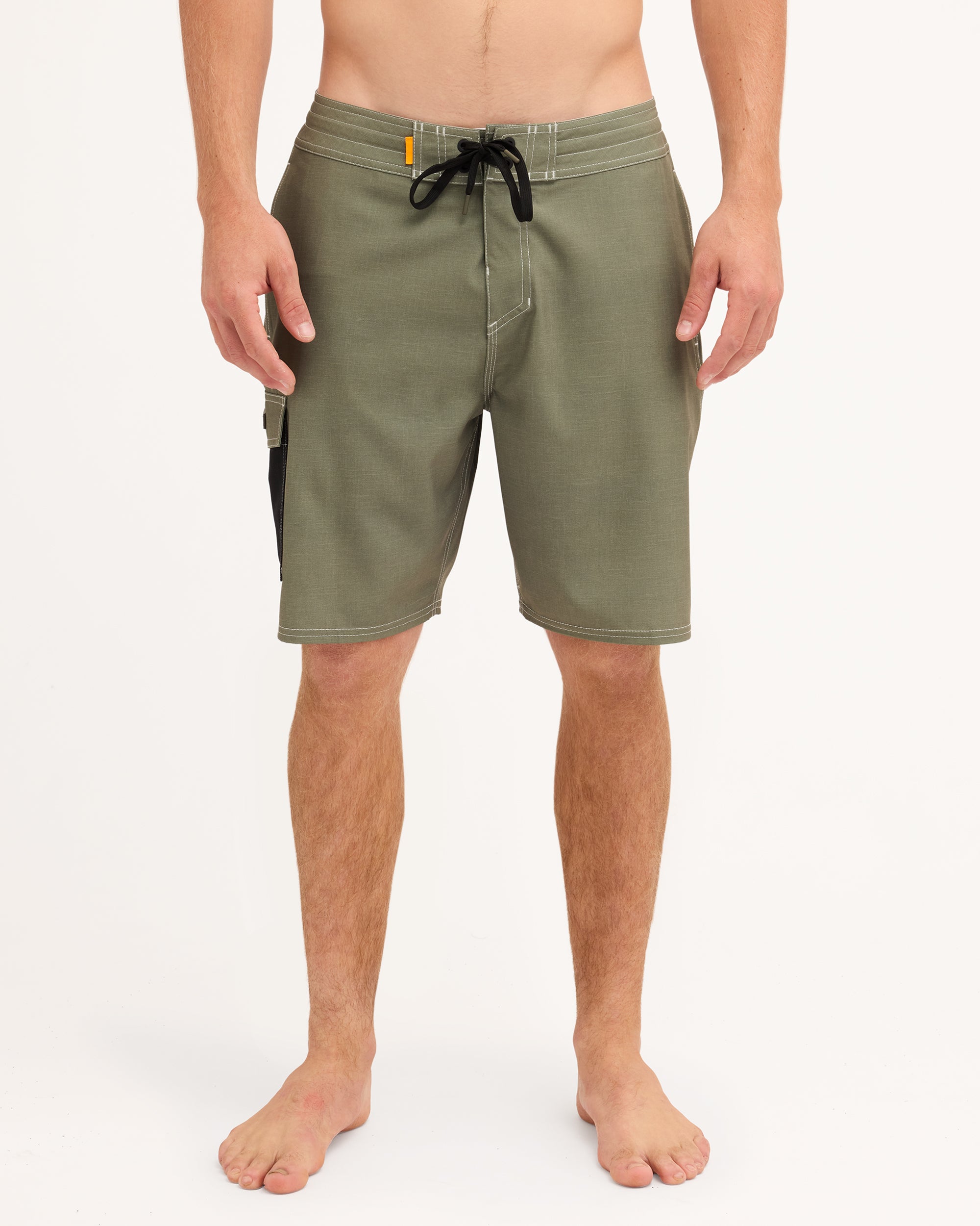 uqmjv03007_quiksilver_cre0_frt1