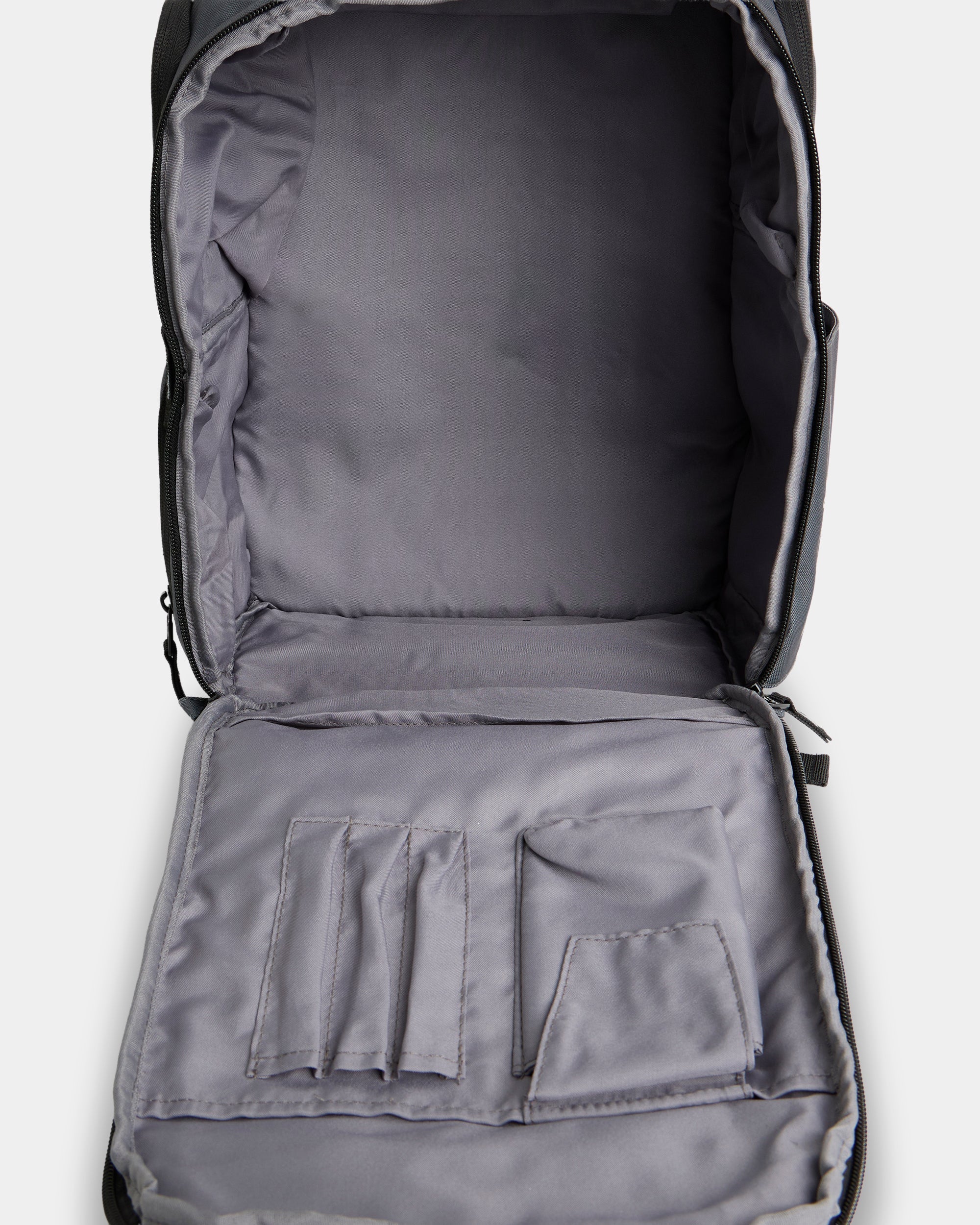 uqybp03048_quiksilver_igt_dtl3
