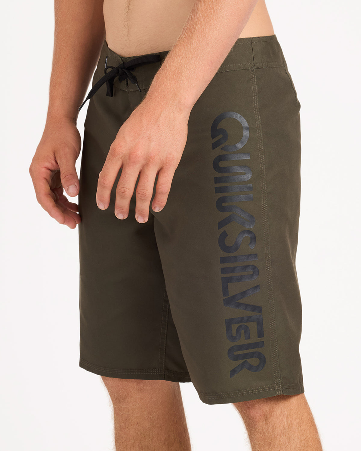 uqybs03115_quiksilver_cre0_sd6