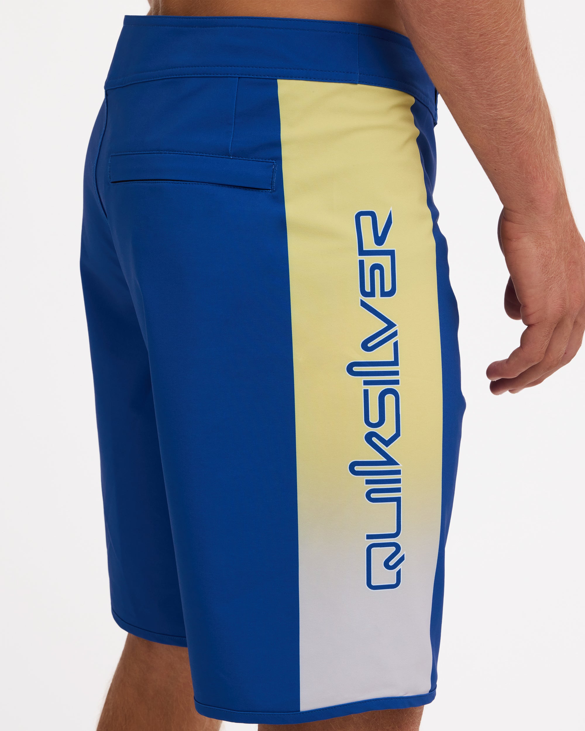 uqybs03129_quiksilver_byc0_dtl1