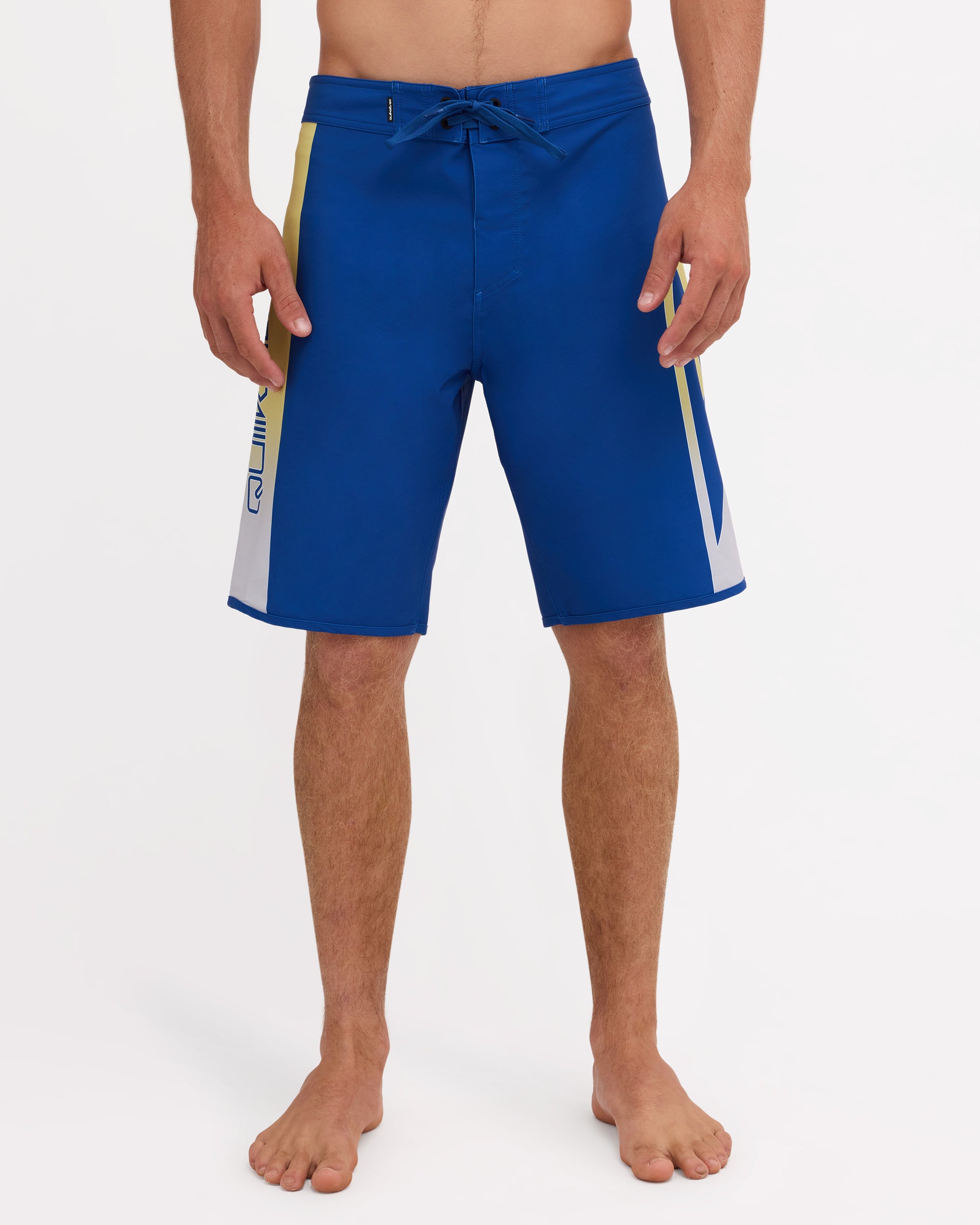 uqybs03129_quiksilver_byc0_frt1