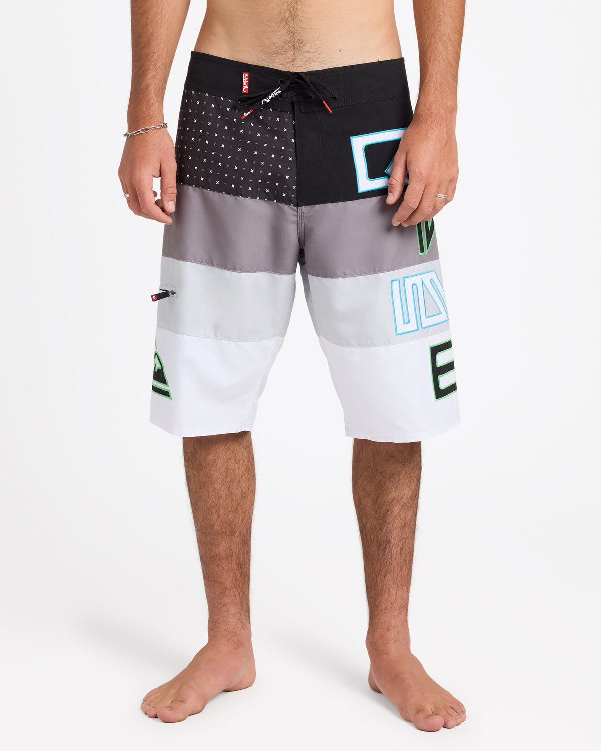 uqybs03158_quiksilver_kvj0_frt1