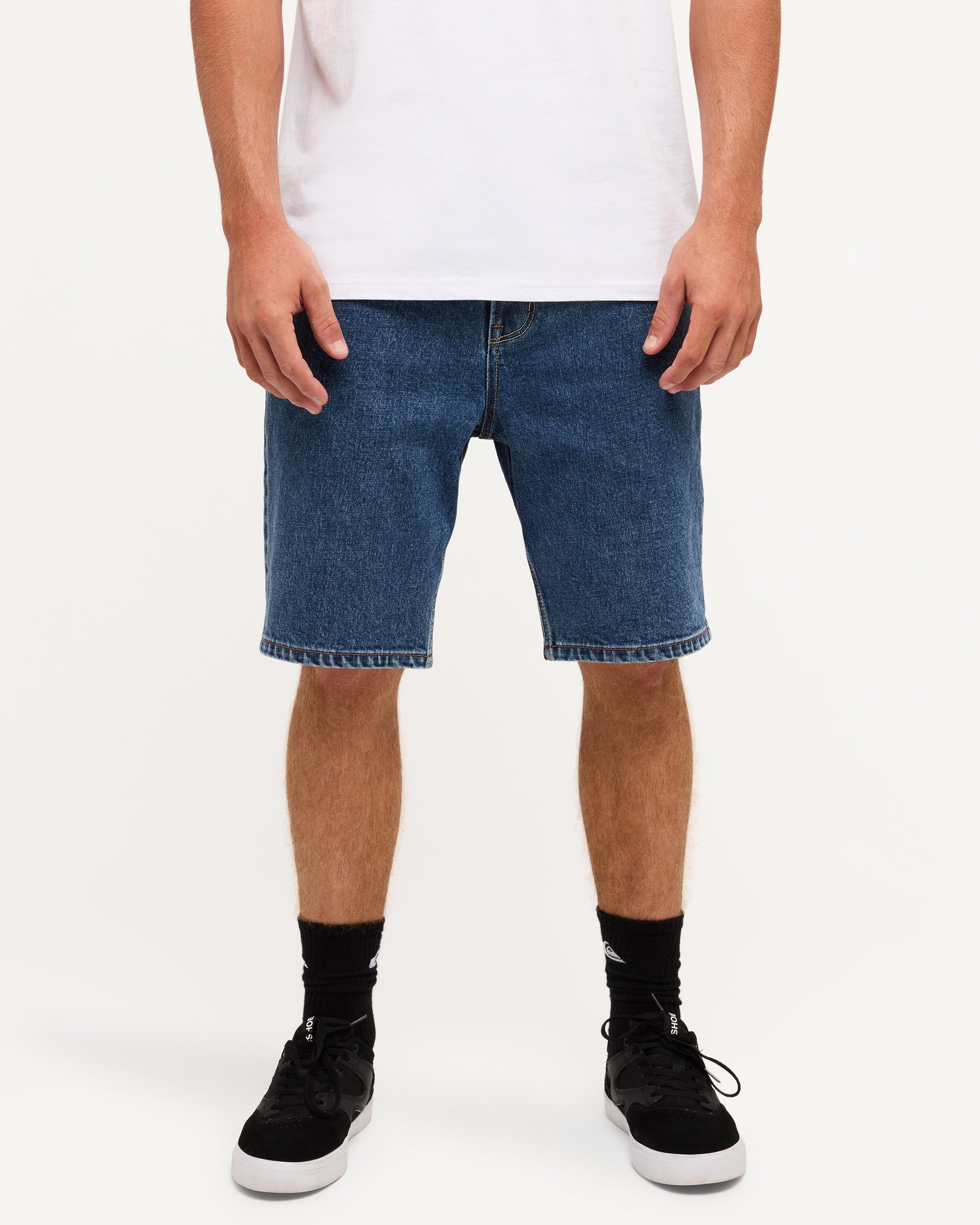 uqyds03007_quiksilver_bjqw_frt1
