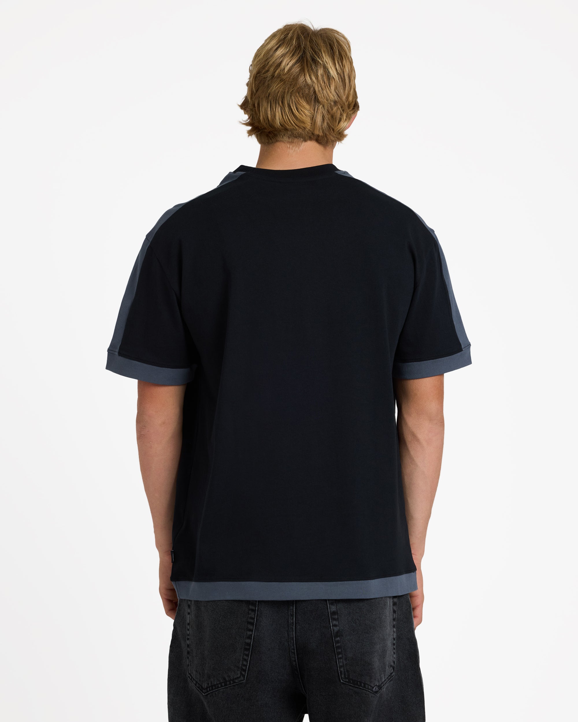 uqykt03303_quiksilver_kym0_bck1