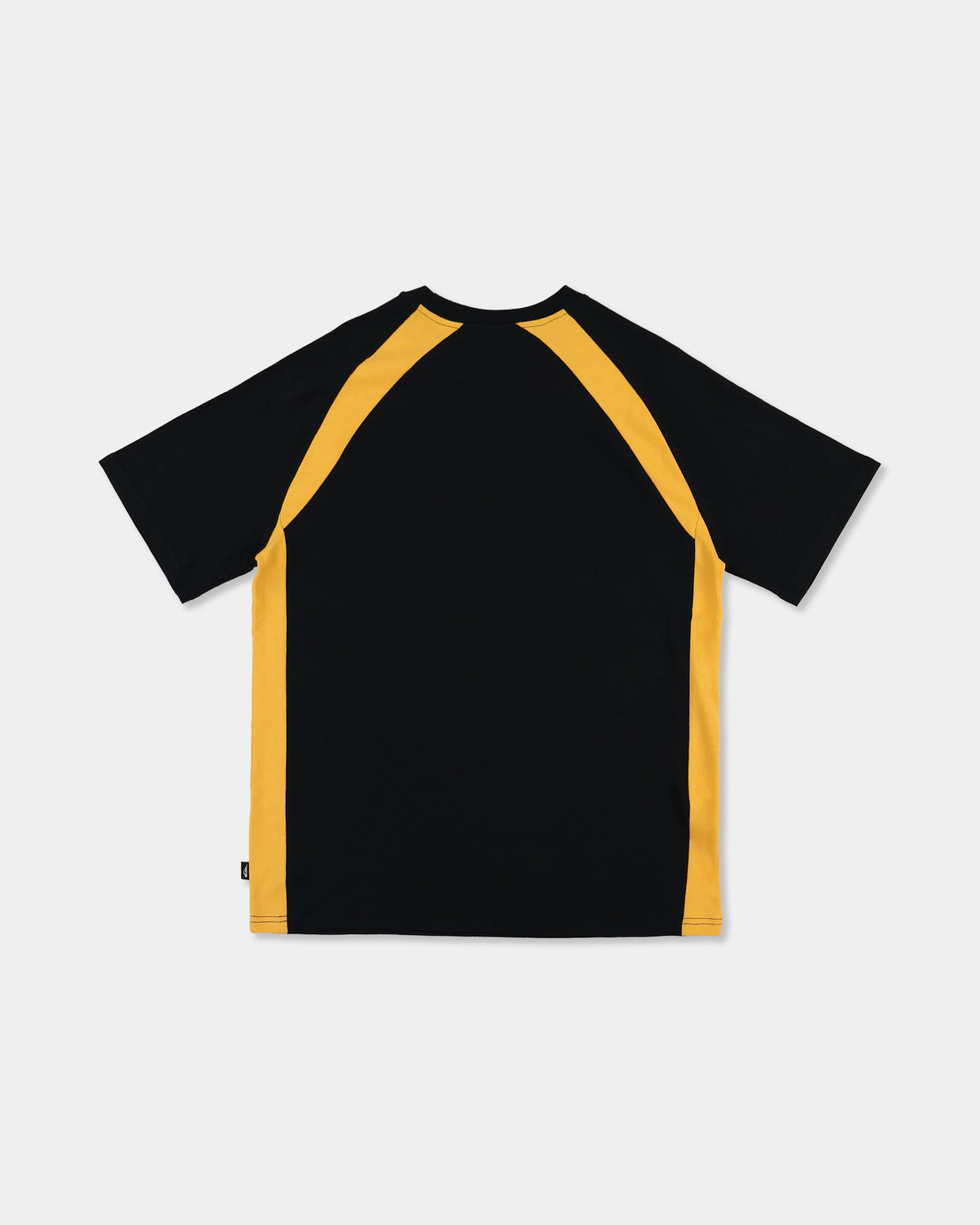 uqykt03321_quiksilver_byz_bck1_flat