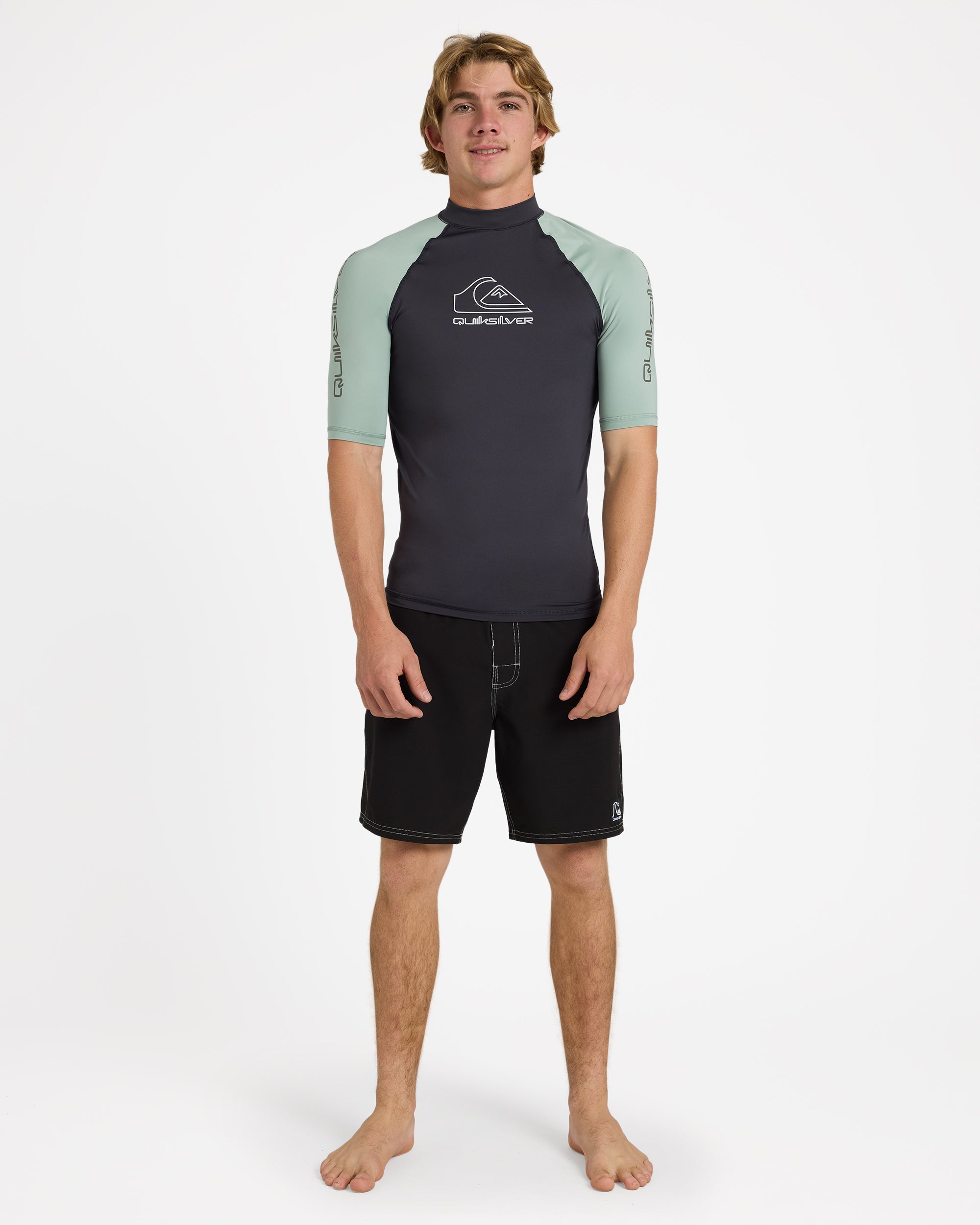 uqywr03169_quiksilver_ghg0_frt9