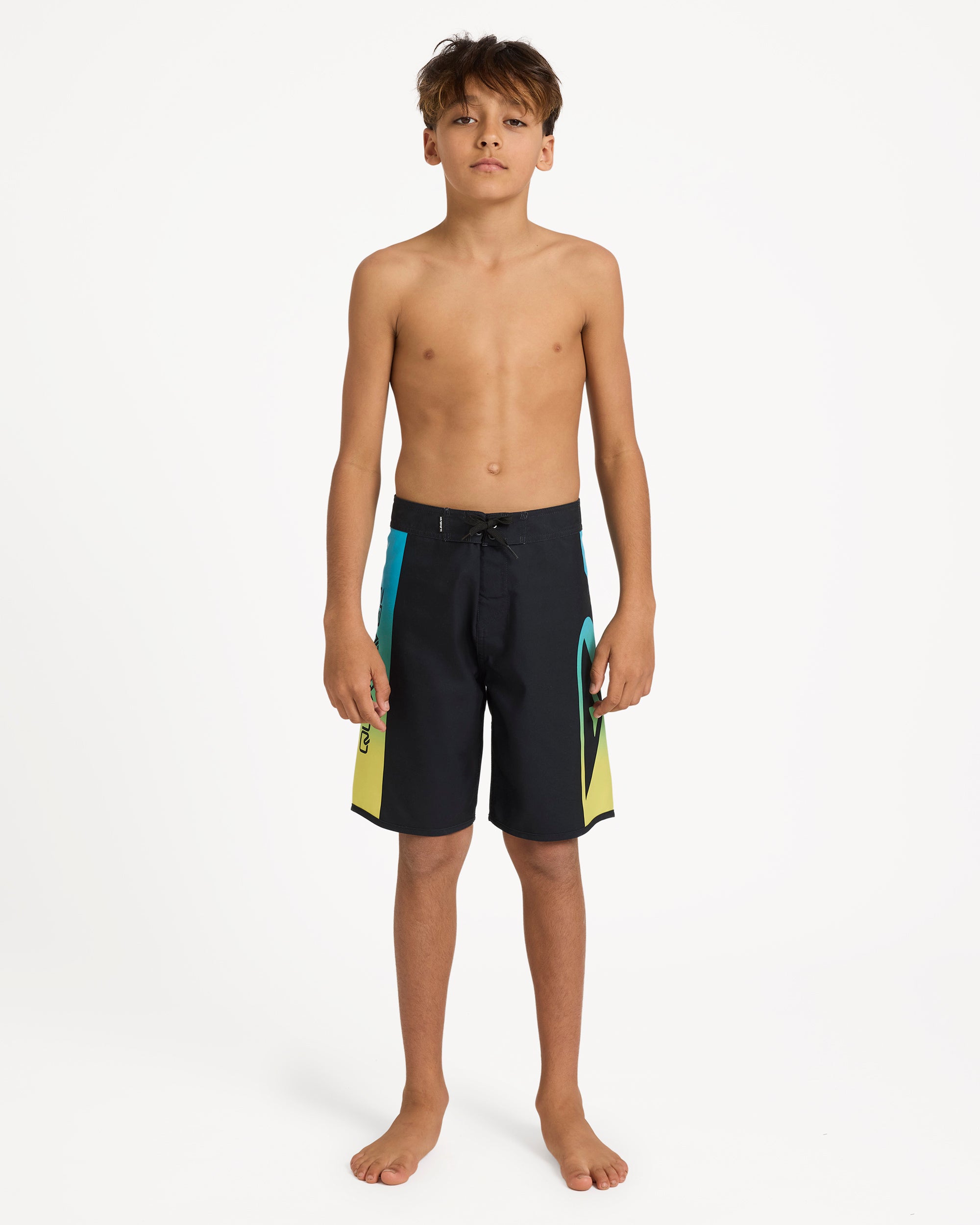 eqbbs03721_quiksilver_kvj8_frt9