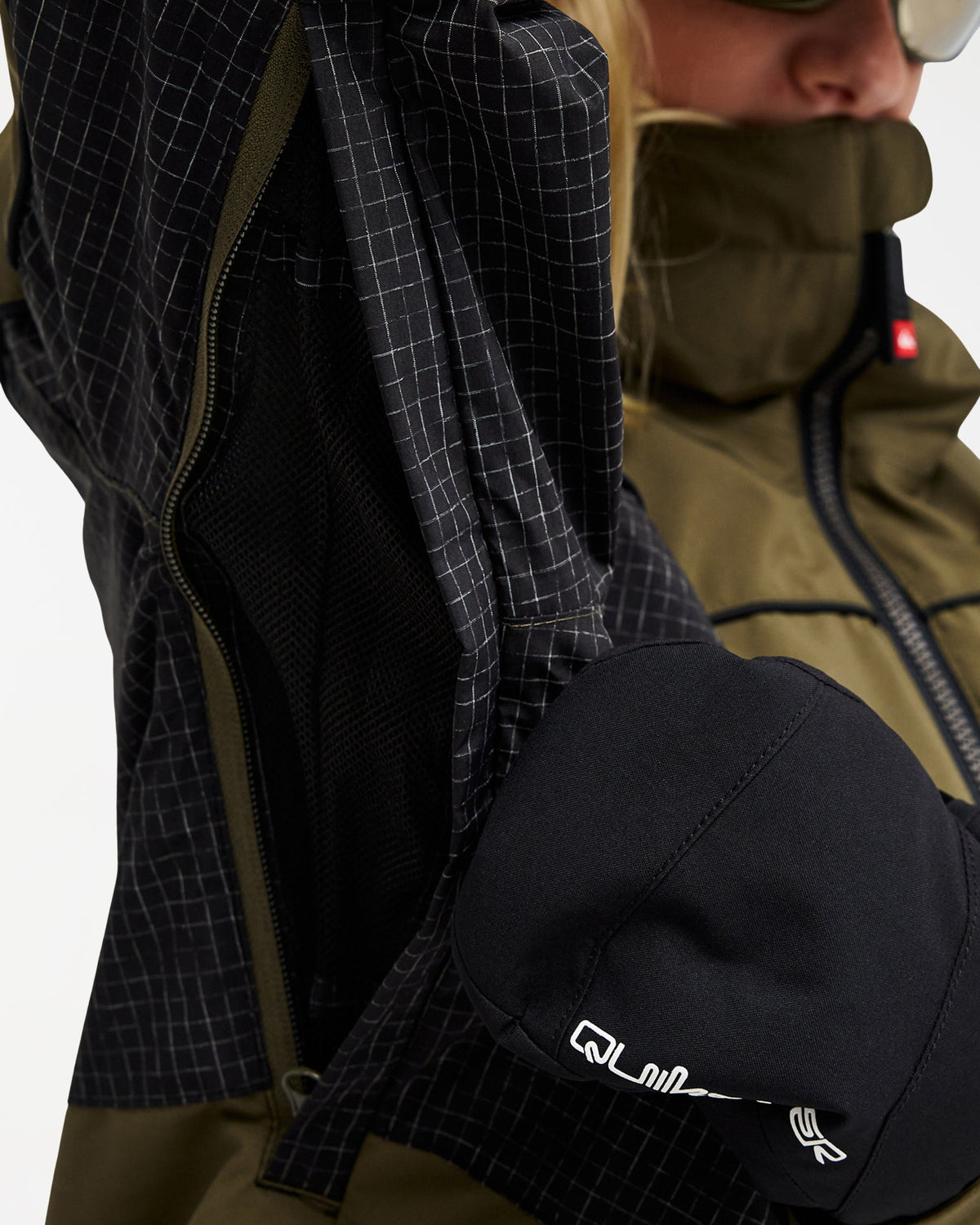 eqbtj03253_quiksilver_cre0_dtl4