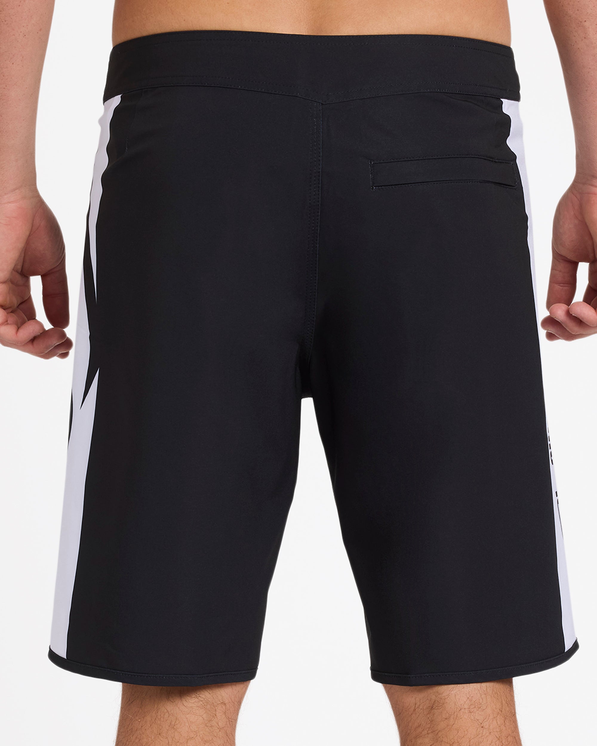 eqybs04893_quiksilver_kvj0_bck6