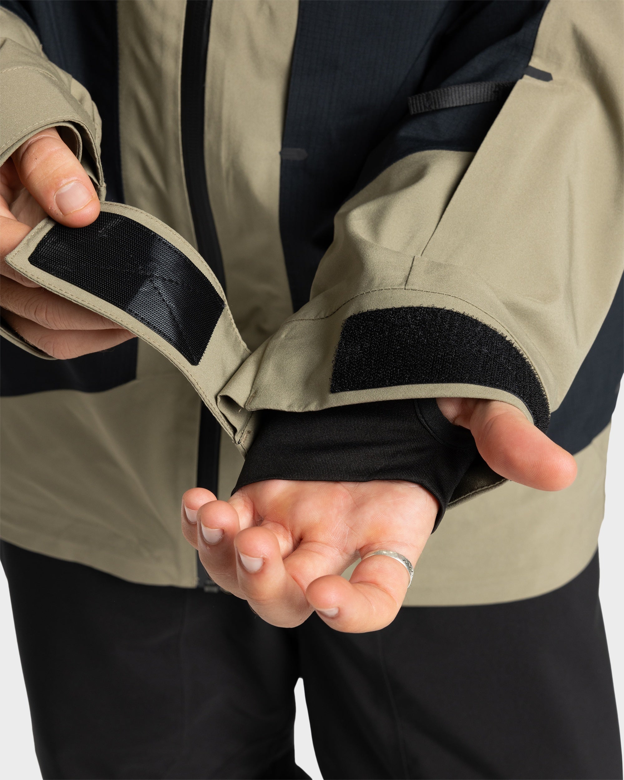 Mens Ultralight Stretch 20K Snow Jacket