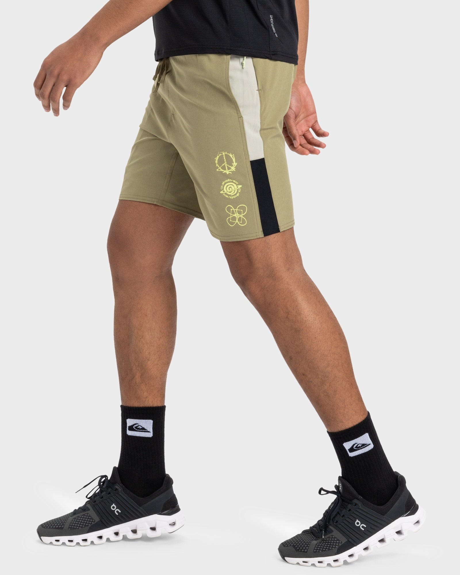 Mens Omni Training 17" Amphibian Sport Shorts