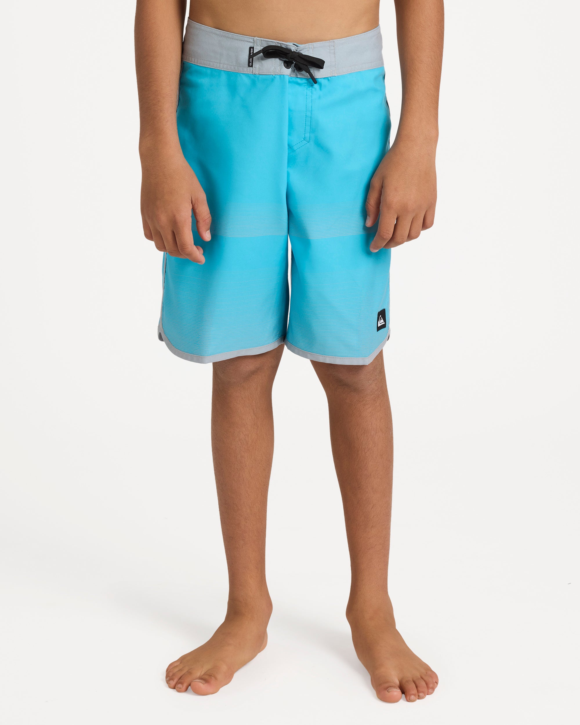 uqbbs03023_quiksilver_bkm0_frt1