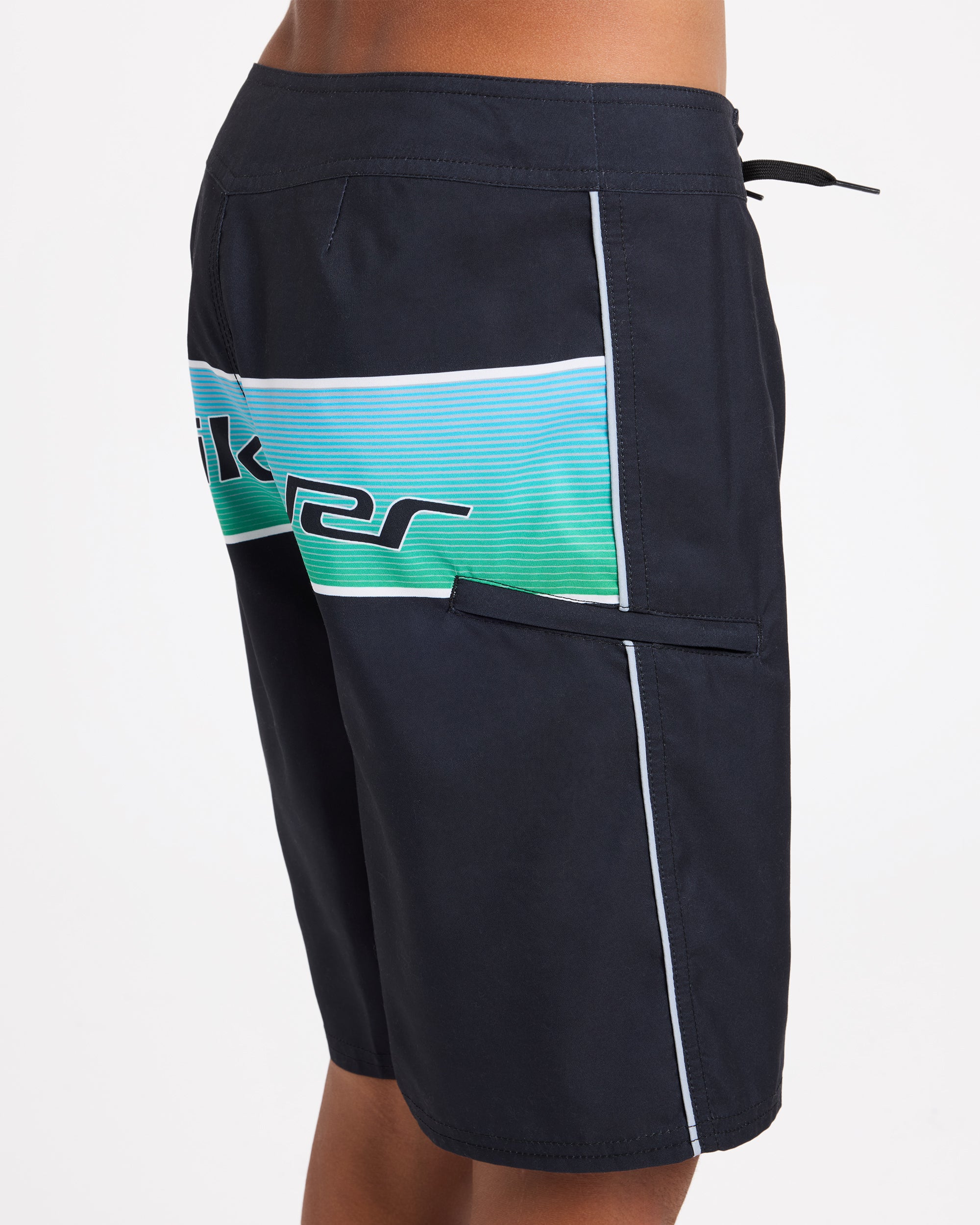 uqbbs03028_quiksilver_kvj0_dtl1