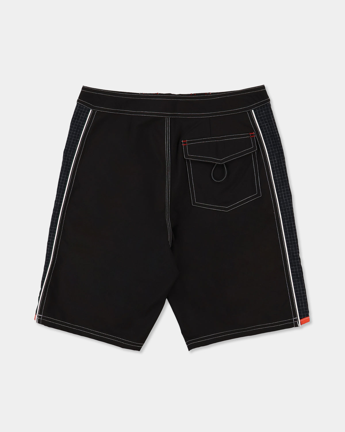 uqbbs03046_quiksilver_blk_bck1_flat