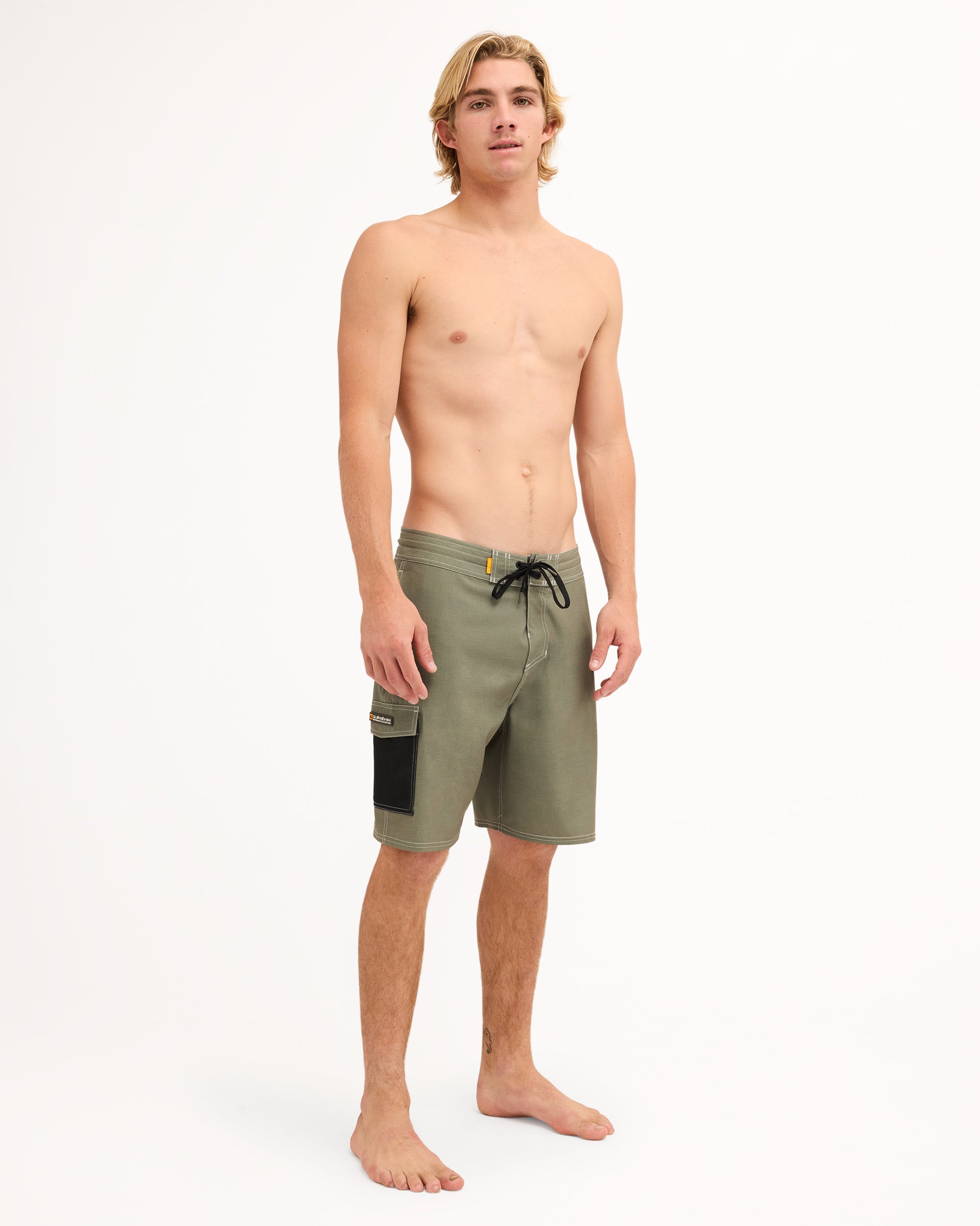 uqmjv03007_quiksilver_cre0_frt9