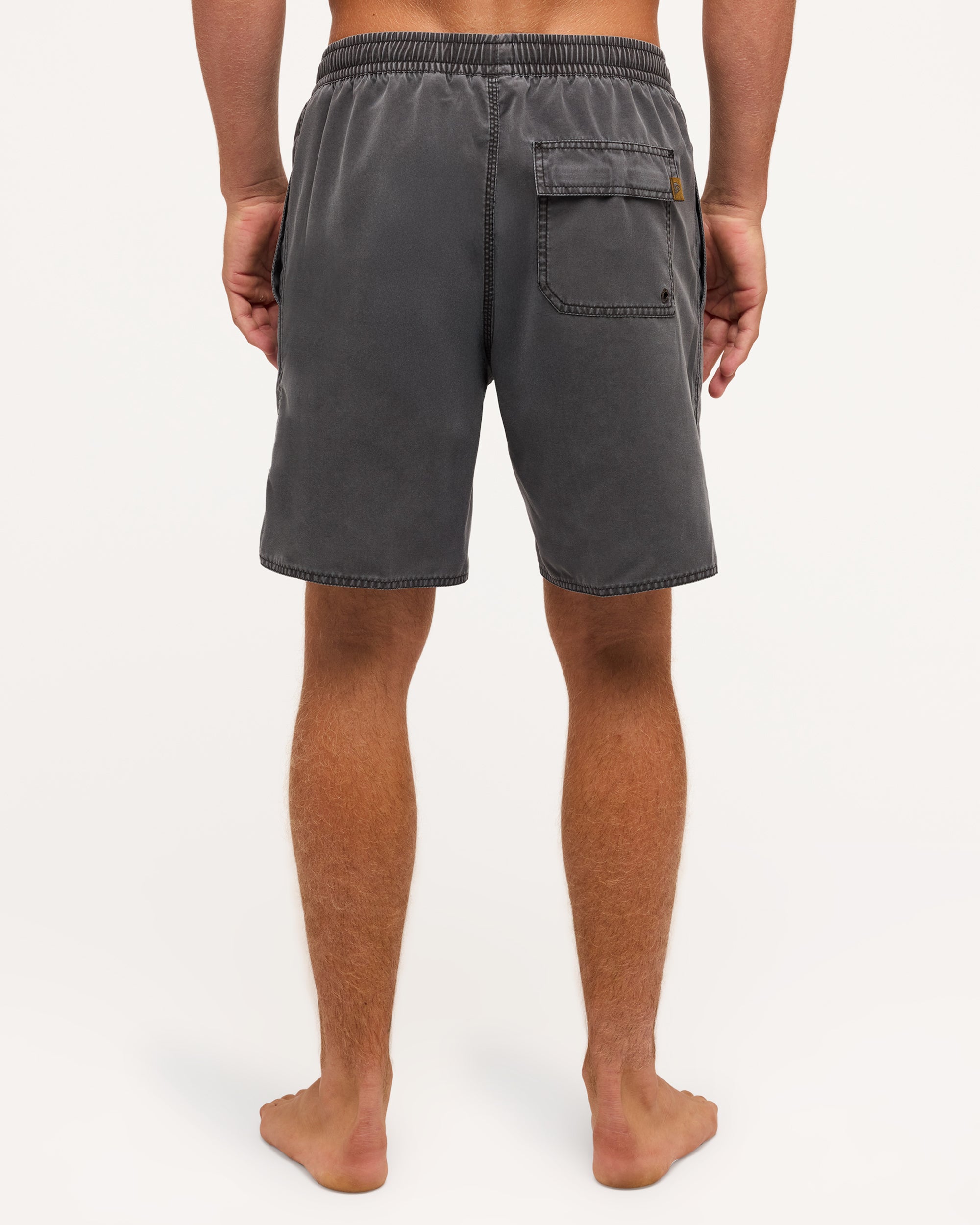 uqmjv03011_quiksilver_kvj0_bck1