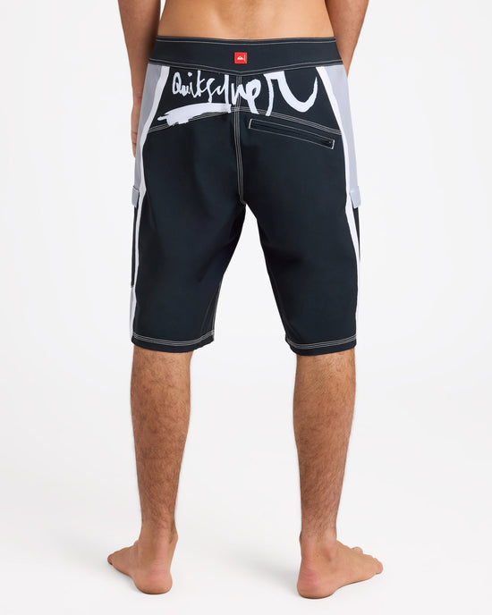 uqybs03118_quiksilver_kvj0_bck1