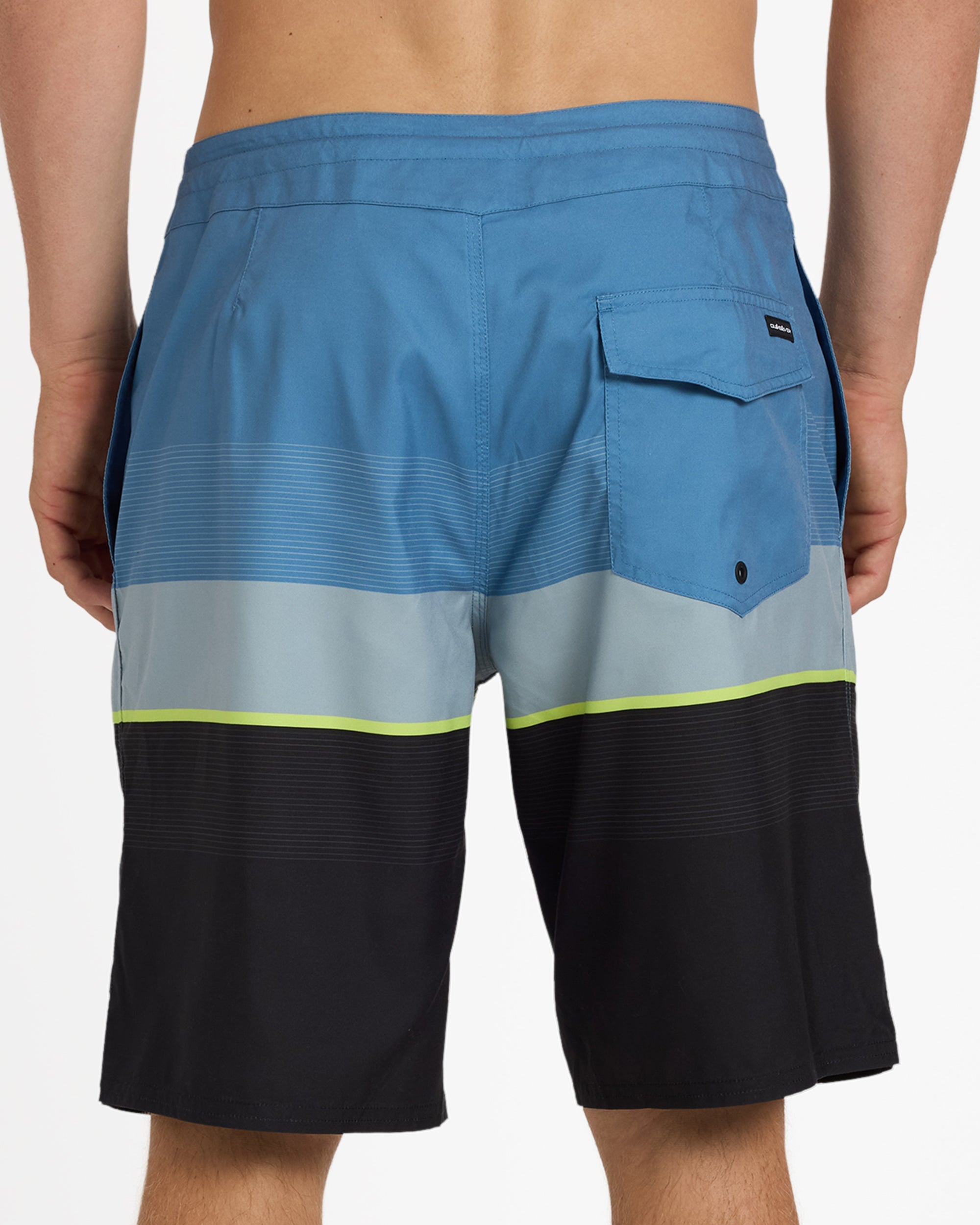 uqybs03125_quiksilver_blm9_bck6