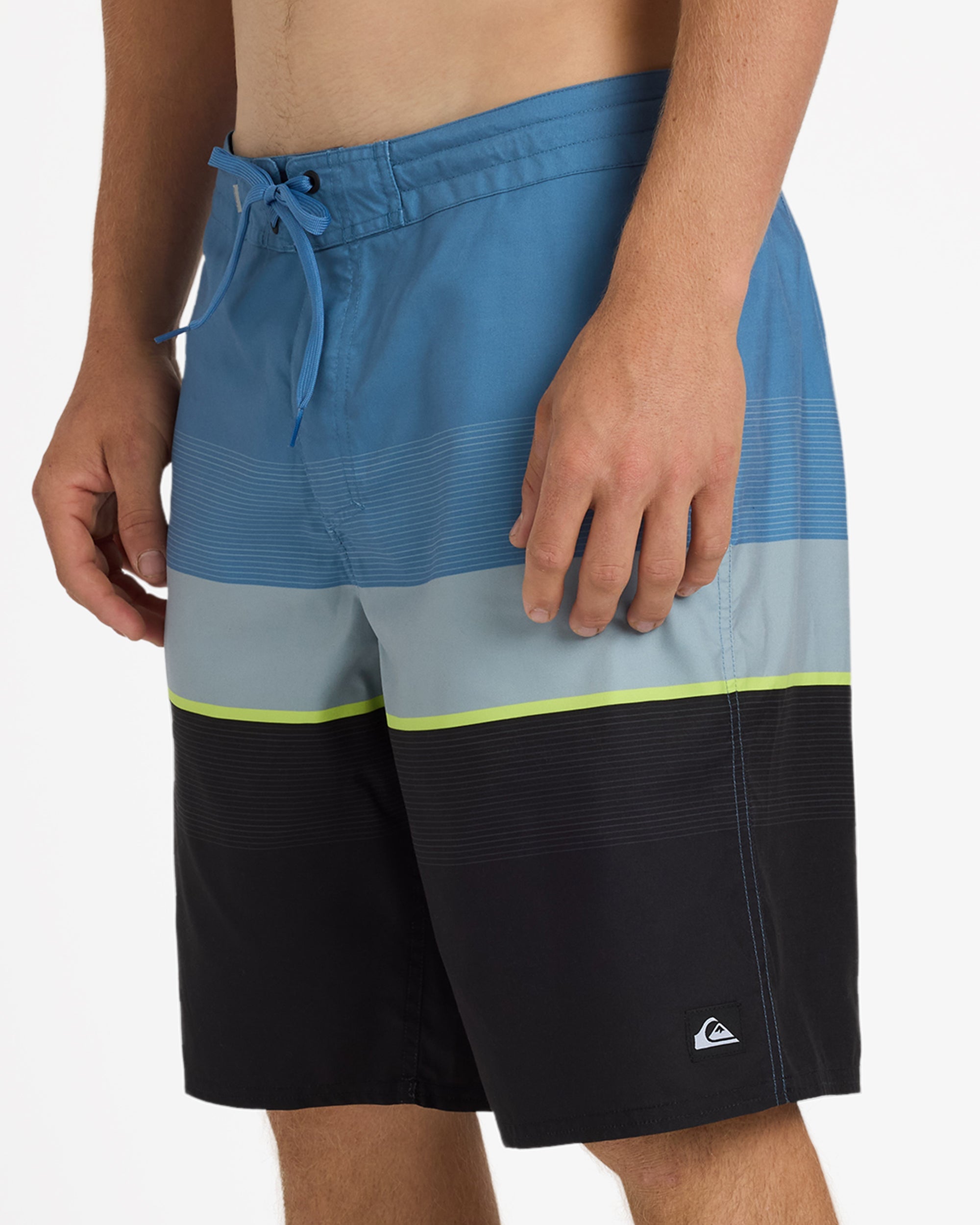 uqybs03125_quiksilver_blm9_sd6