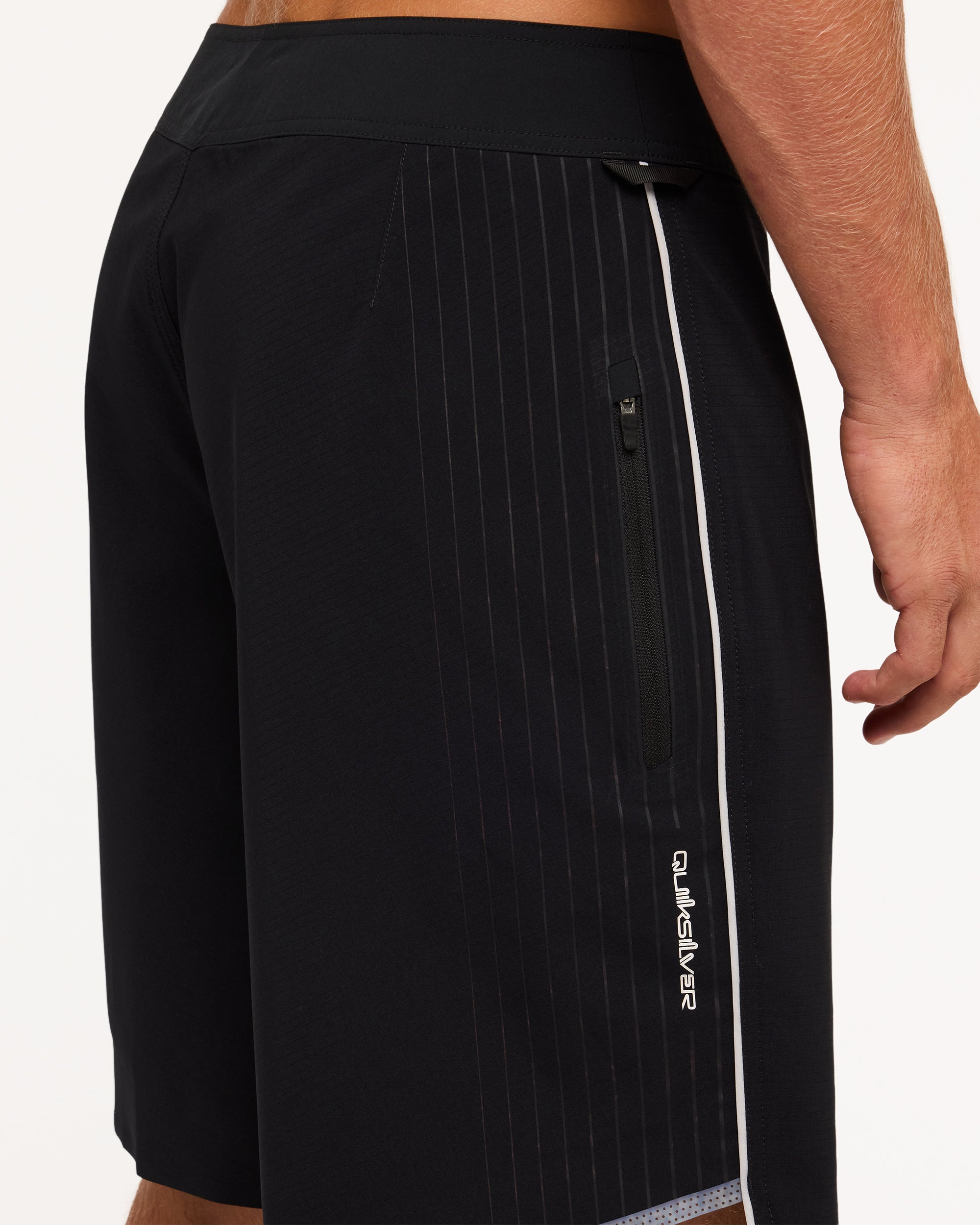 uqybs03153_quiksilver_kvj0_dtl1