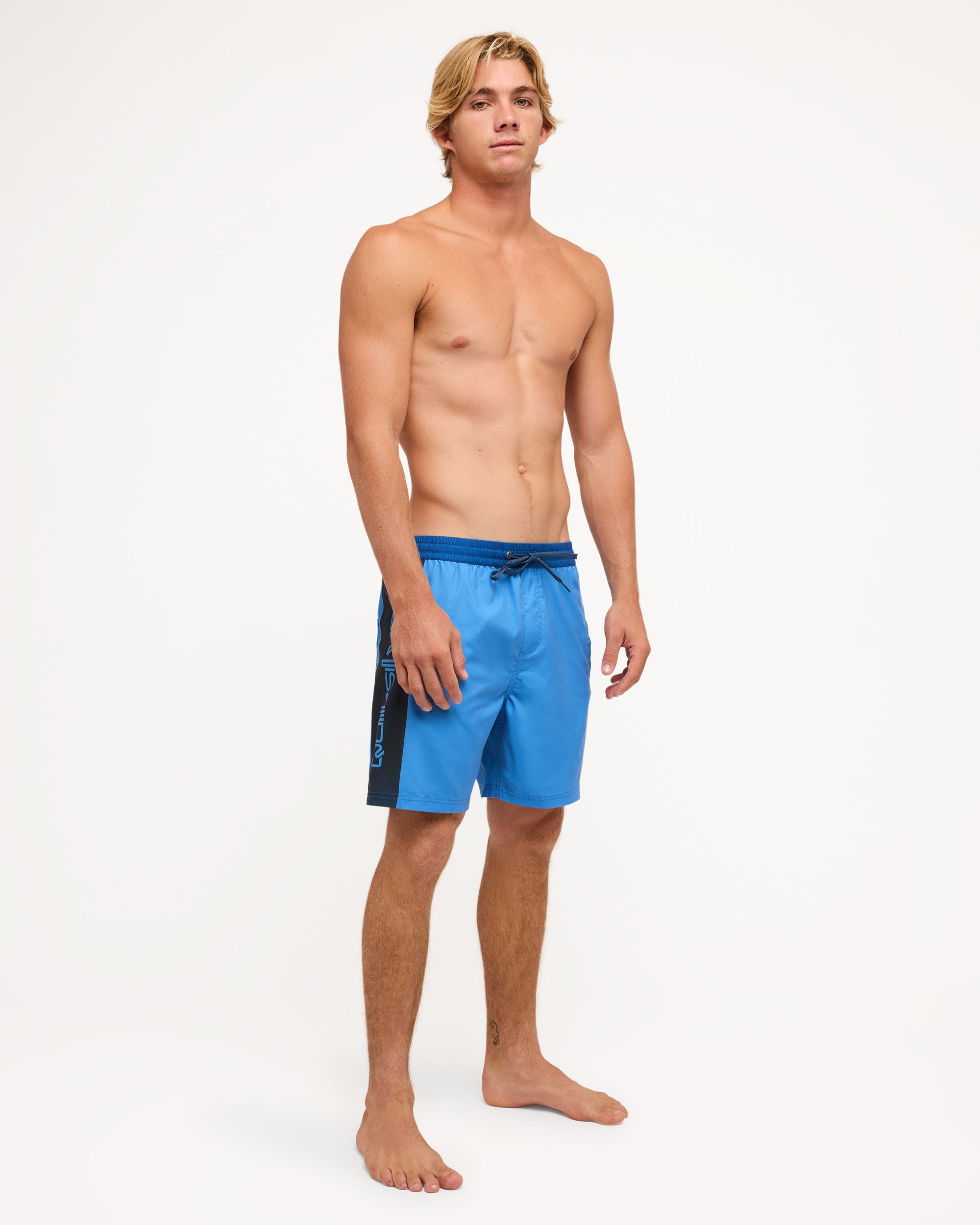 uqyjv03047_quiksilver_bmb9_frt9