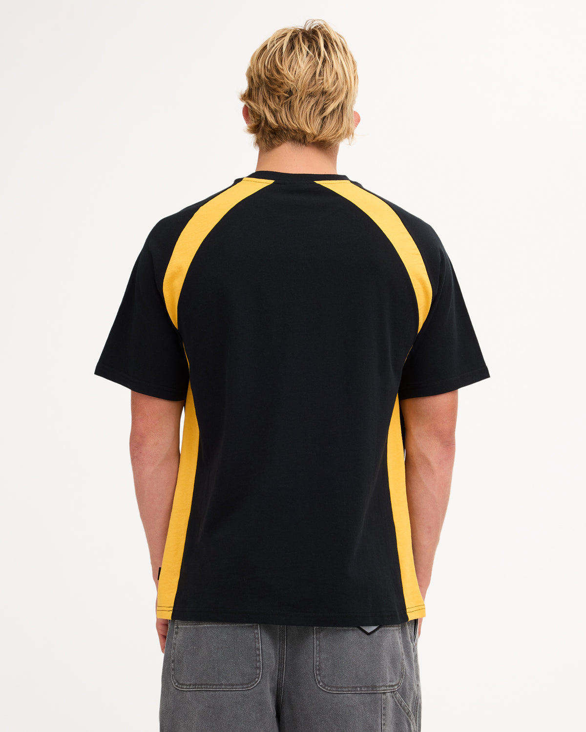 uqykt03321_quiksilver_byz_bck1