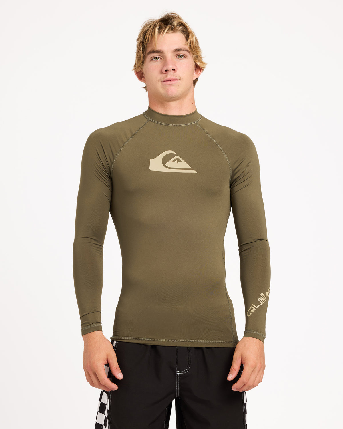 uqywr03150_quiksilver_cre0_frt1