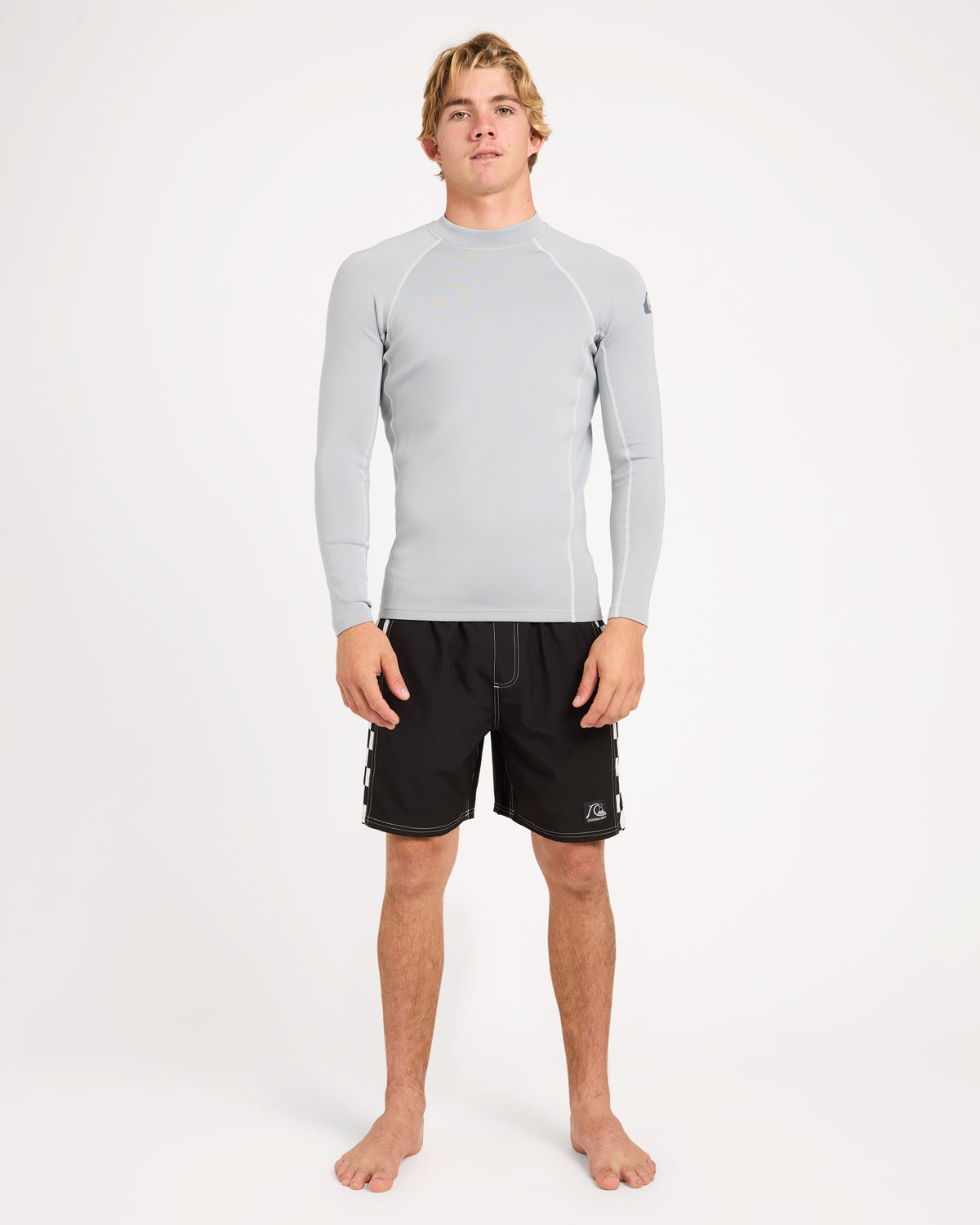 uqywr03171_quiksilver_sje0_frt9