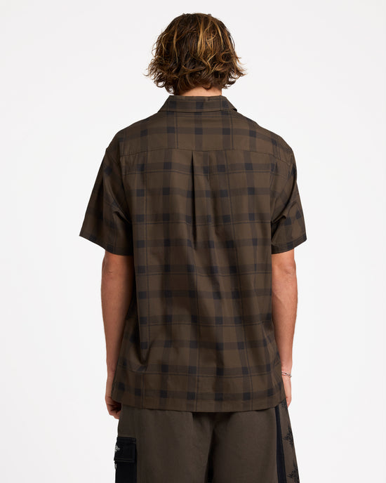uqywt03116_quiksilver_ksn0_bck1