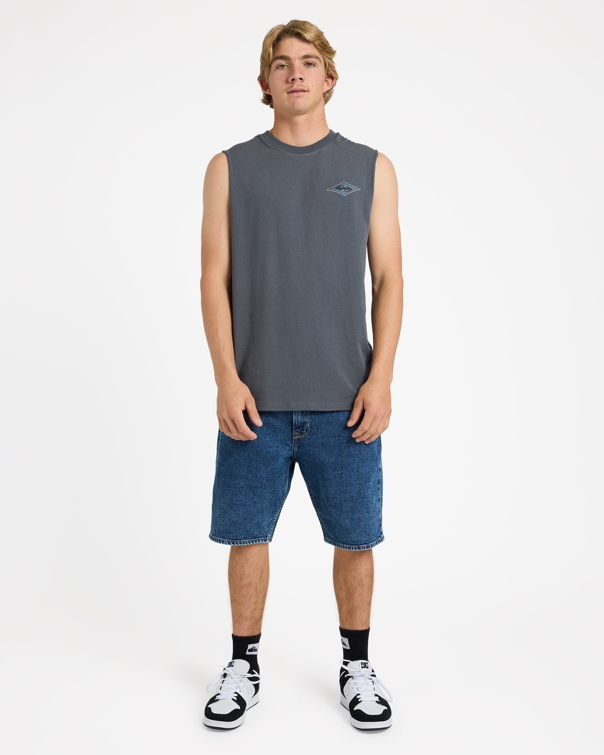 uqyzt05851_quiksilver_kzm0_frt9