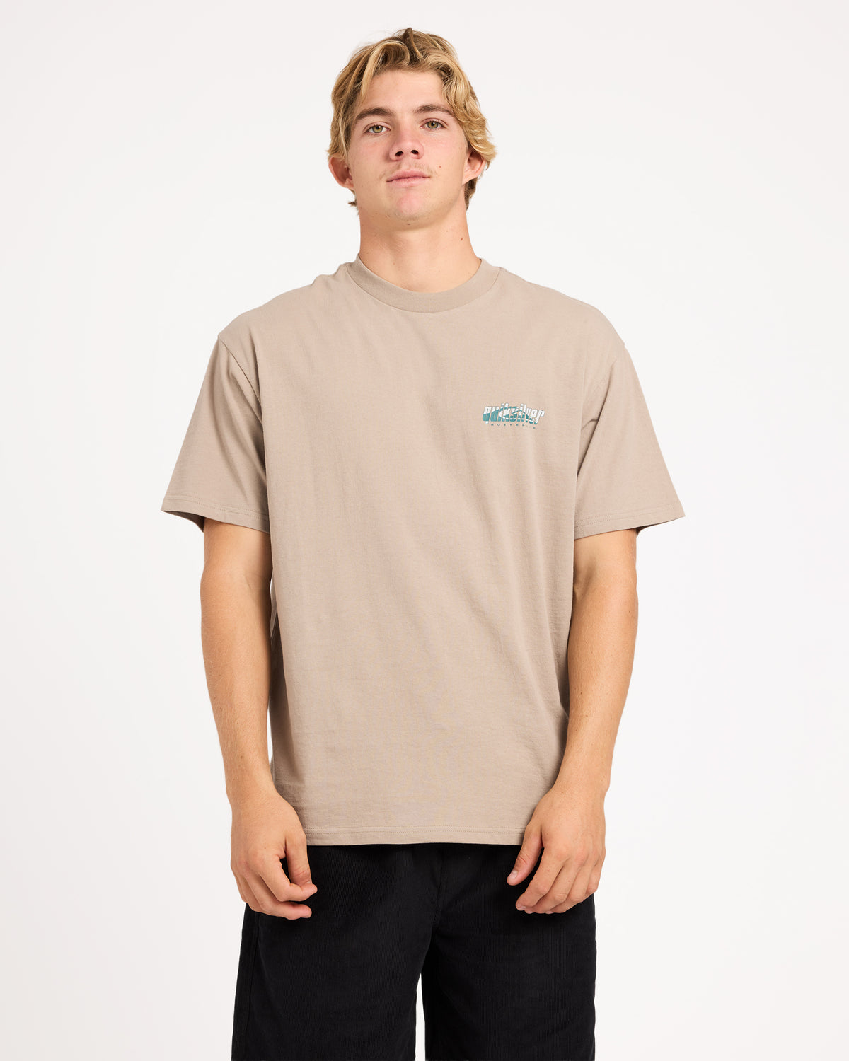 uqyzt06001_quiksilver_tky0_frt1