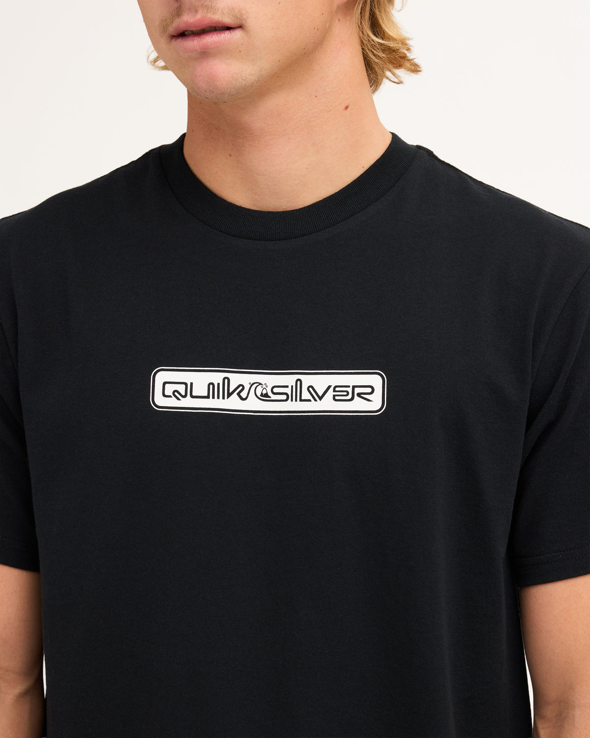 uqyzt06098_quiksilver_blk_dtl1