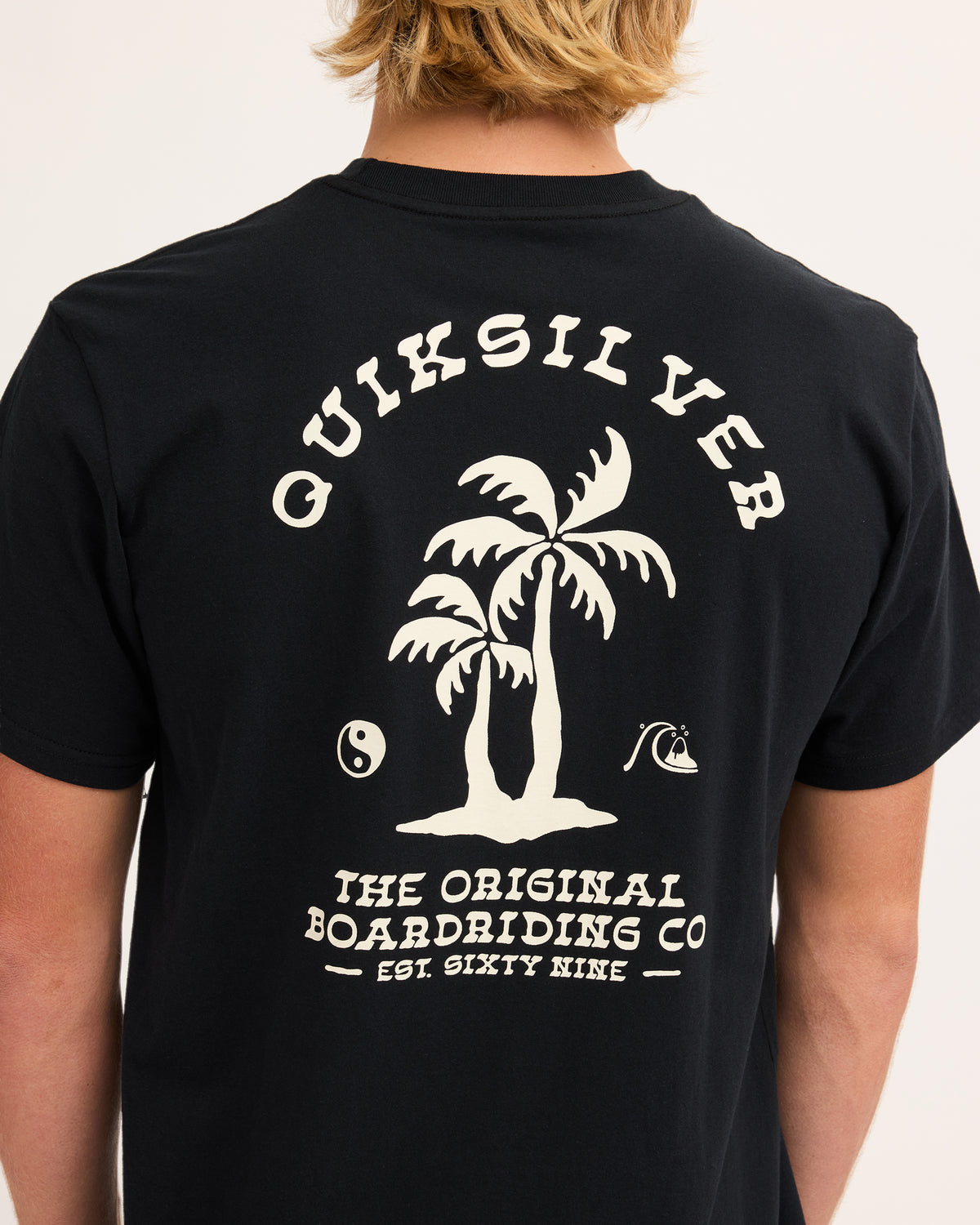 uqyzt06100_quiksilver_blk_dtl1